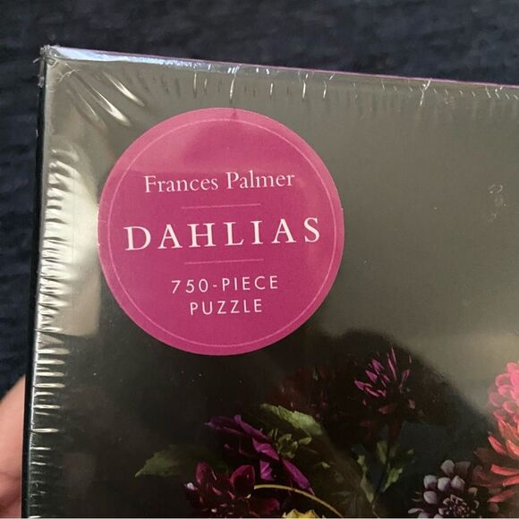 NEW in sealed box Dahlia jigsaw 750 pieces - Picture 4 of 4